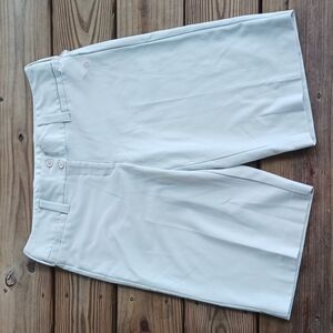 Old College Inn stretch burmuda shorts size 9